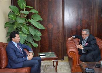 إقامة مباراة افتراضية لـ منتخب مصر تعرف على تفاصيل اجتماع وزير الرياضة مع رئيس اتحاد الكرة