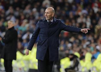 زيدان يتبرع بأدوات طبية لمستشفى في الجزائر لمواجهة فيروس كورونا