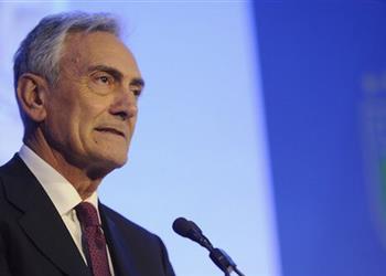 رئيس الاتحاد الإيطالي يأمل عودة النشاط الرياضي في مايو