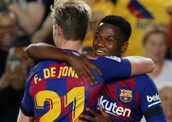 تشافي هؤلاء يشبهونني حالي ا في الملاعب فاتي مفاجأة جيدة لبرشلونة ودي يونج يحتاج للنضج