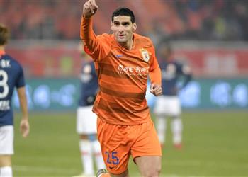 فيلايني يغادر المستشفى بعد تعافيه من فيروس كورونا بـ الصين