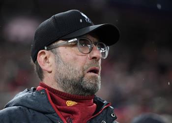 كلوب يضع ضوابط صارمة للاعبي ليفربول بشأن التدريبات عبر الإنترنت