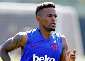 سيميدو يجمد محادثات تجديد عقده مع برشلونة