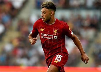 تشامبرلين يكشف رسالة كلوب لـ محمد صلاح ولاعبي ليفربول بعد خسارة الدوري الإنجليزي الموسم الماضي