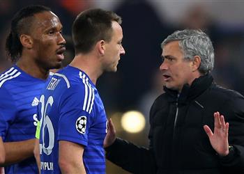 لاعب تشيلسي السابق عن رحيل مورينيو الأمر كان مثل نبأ وفاة ودروجبا وتيري انهمرا في البكاء