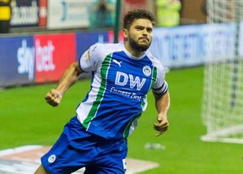 على رأسهم سام مرسى لاعبو ويجان يتخذون قرار ا بشأن تقليل الرواتب