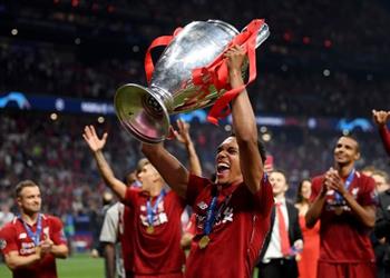 ألكسندر أرنولد لم أشاهد إعادة نهائي دوري أبطال أوروبا وسأظل جائع ا للبطولات