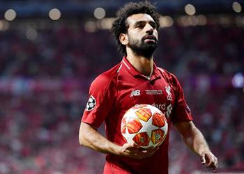لاعب نيجيريا السابق محمد صلاح وريث ميسي ورونالدو وريال مدريد يناسبه أكثر من برشلونة