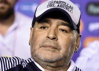 مارادونا يكشف عن 6 لاعبين تسببوا في حبه لكرة القدم