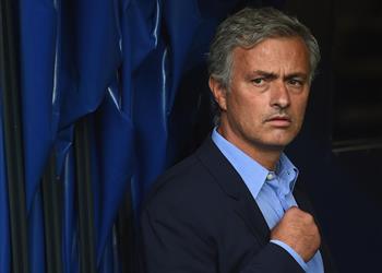 رئيس بورتو يكشف كيف منع مانشستر يونايتد مورينيو من العودة للفريق البرتغالي