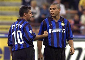 زانيتي يختار الأفضل بين باجيو ورونالدو