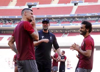 محمد صلاح يعترف لـ كلوب بعدم الرد على مكالمات لوفرين ويورجن يشيد بـ لحية مو