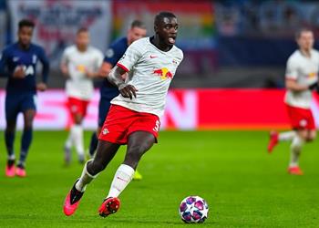 أوباميكانو يدير ظهره لـ برشلونة وبايرن ميونخ وباريس سان جيرمان