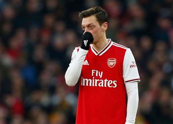 مفاجأة أوزيل يرفض تخفيض راتبه مع آرسنال بعد أزمة كورونا