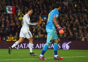 برافو يروي كيف حرم كريستيانو رونالدو من دور البطولة مع البرتغال
