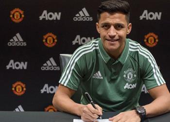 مدرب تشيلي قرار انتقال سانشيز إلى مانشستر يونايتد لم يكن صحيح ا