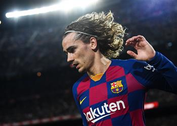 فيديو جريزمان يقدم هدية ووعد ا لطفل صغير