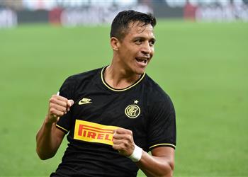 مانشستر يونايتد وإنتر ميلان يهددان مستقبل سانشيز