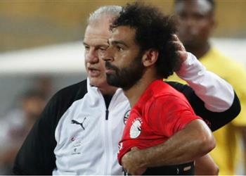 أجيري محمد صلاح يعاني من الضغوط في مصر مقارنة بـ ليفربول إنه بريء