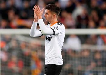 عائقان أمام يوفنتوس في حسم صفقة فيران توريس