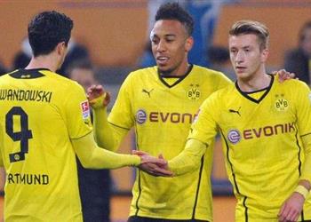 قائد بوروسيا دورتموند يتجاهل ليفاندوفسكي وأوباميانج في التشكيل المثالي لناديه عبر التاريخ