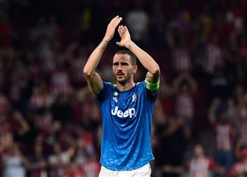 تقارير مانشستر سيتي يحاول مجدد ا التعاقد مع بونوتشي واللاعب متردد