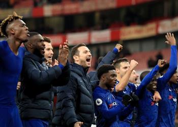 رسمي ا لاعبو تشيلسي يرفضون تخفيض الرواتب من أجل الجمعيات الخيرية