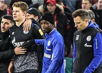 والدا حارس بايرن ميونيخ الجديد يتعرضان لتهديدات من جماهير شالكة