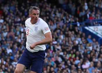 كاراجر مدافع مانشستر يونايتد هو فان دايك إنجلترا