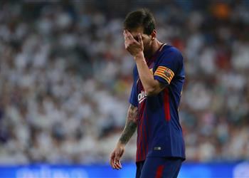 تقارير برشلونة يدرس تخفيض رواتب اللاعبين مجدد ا