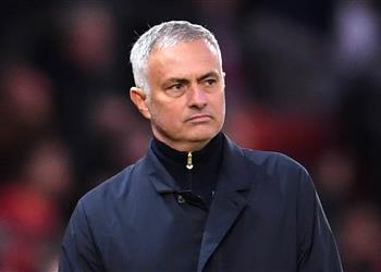 مورينيو توتنهام الآن بلا إصابات ولن نشعر بغياب الجماهير