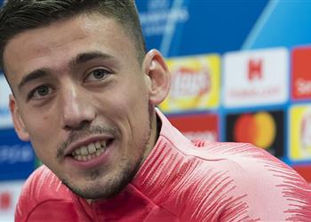 هل يرحل لونجليه عن برشلونة في صفقة تبادلية موندو توضح