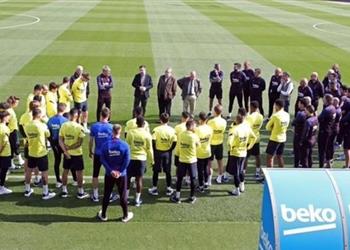 كيكي سيتين يحدد موعد عودة برشلونة للتدريبات