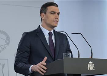 رئيس الوزراء الإسباني نأمل عودة كرة القدم قريب ا وهؤلاء سيحددون الموعد