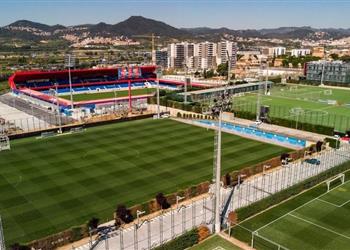 برشلونة يفتح أبوابه للأطباء قبل عودة اللاعبين للتدريبات