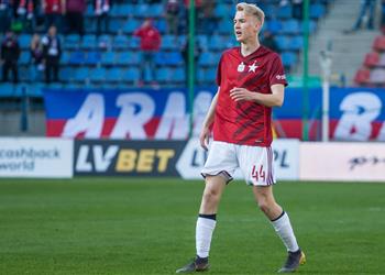 بايرن ميونخ ينافس برشلونة ونابولي على ليفاندوفسكي الجديد