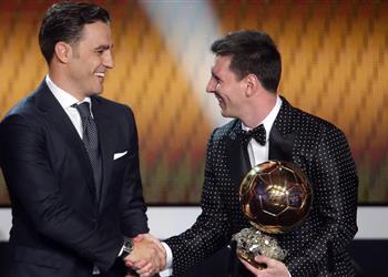 كانافارو أحترم ميسي كثير ا لكن مارادونا أفضل منه