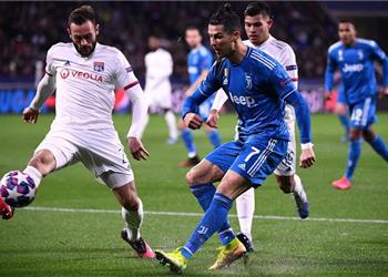 رغم تصريحات رئيسه ليون ينفي تحديد موعد مباراته ضد يوفنتوس بدوري الأبطال