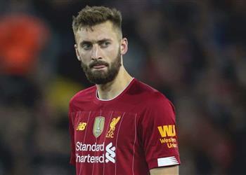 مدافع ليفربول الشاب يكشف سبب تفضيله شتوتجارت الألماني