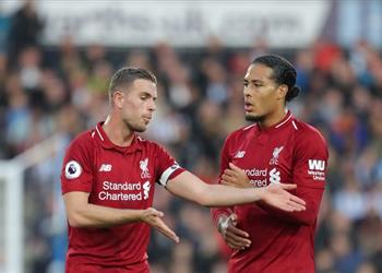 هندرسون ينهال بالمديح على فان دايك لاعب لا يصدق ويستحق كل ما حصل عليه