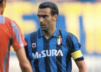 نجم إنتر السابق يكشف إصابته بـ كورونا ويؤكد كنت أحمق ا