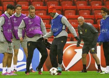 مهاجم ليفربول السابق طريقة بالوتيلي في التدريبات عار ولا أفهم كيف كنت بديل ا له