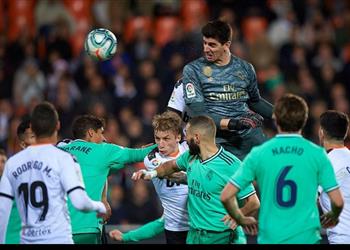 كورتوا استعدنا هازارد وأسينسيو وسنكون جاهزين 100 عند استئناف الليجا