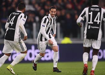 توتنهام ينافس برشلونة وباريس سان جيرمان على لاعب يوفنتوس