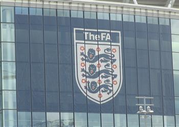 الاتحاد الإنجليزي يقاضي فيفا في المحكمة الرياضية بسبب عقوبة تشيلسي