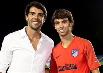 كاكا ينصح جواو فيليكس ويستعيد ذكريات عامه التاريخي مع ميلان