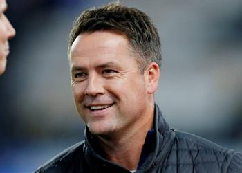 بينهم سواريز أوين يختار أفضل 3 مهاجمين في تاريخ الدوري الإنجليزي