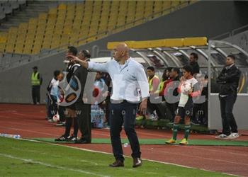 اتحاد الكرة لـ بطولات تم توقيع عقوبة على المصري بسبب حسام حسن