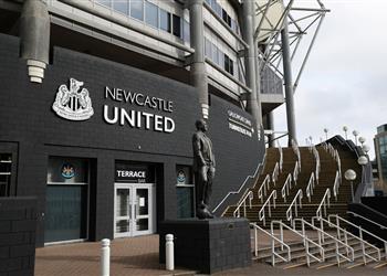 نيوكاسل يفاوض يوفنتوس لضم لاعبه في ميركاتو الصيف