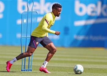 بطلها سيميدو برشلونة يفضل عقد صفقة تبادلية مع يوفنتوس بدلا من مانشستر سيتي